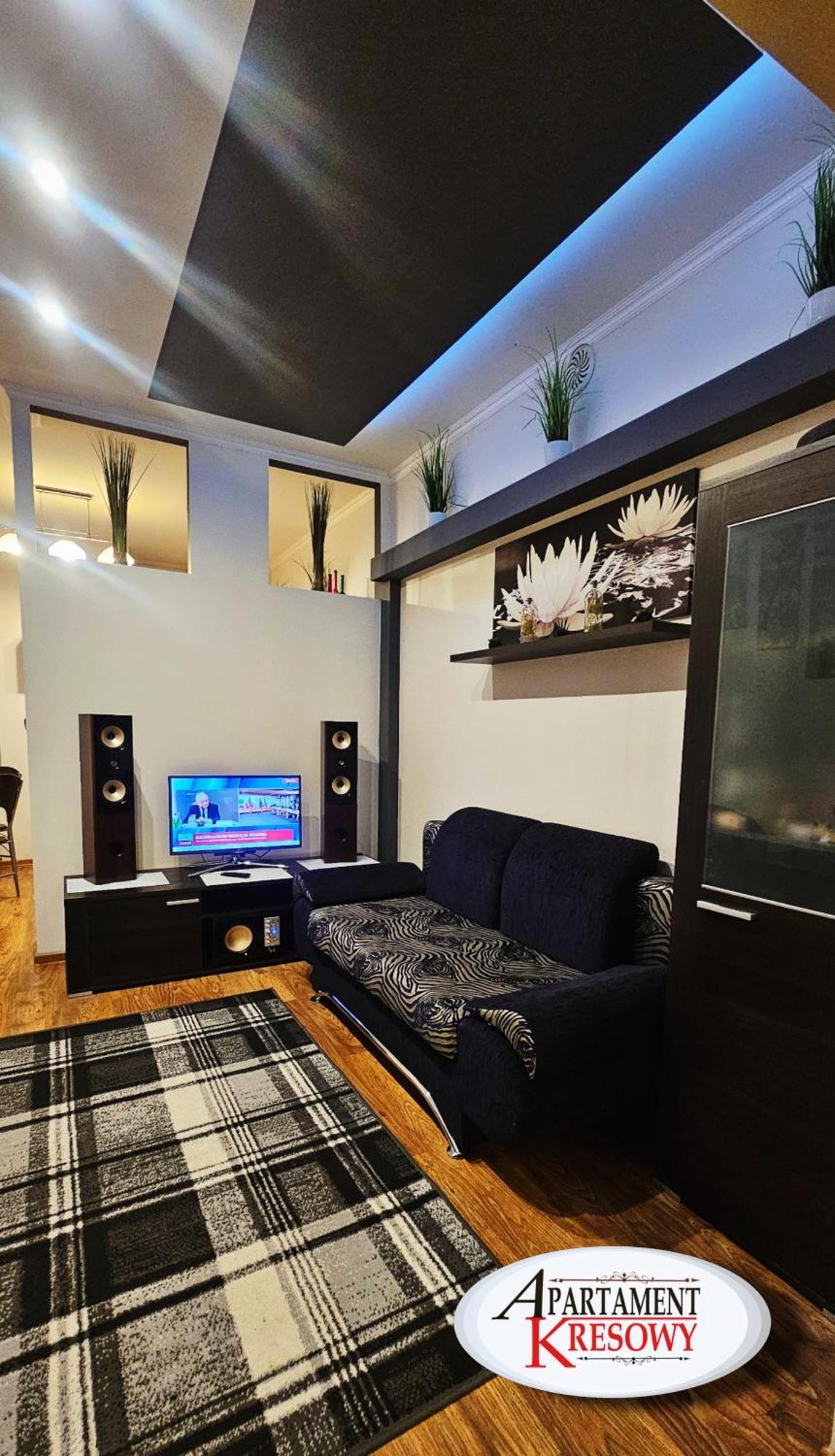 Apartament Kresowy Parter 3 Pokoje Duza Lazienka Kabino-Wanna Spa Wi Fi Ekspres 2X Smart Tv Antresola Parking Free Plac Zabaw Bilet Na Aquapark 150M W Cenie Hrubieszow Exterior photo