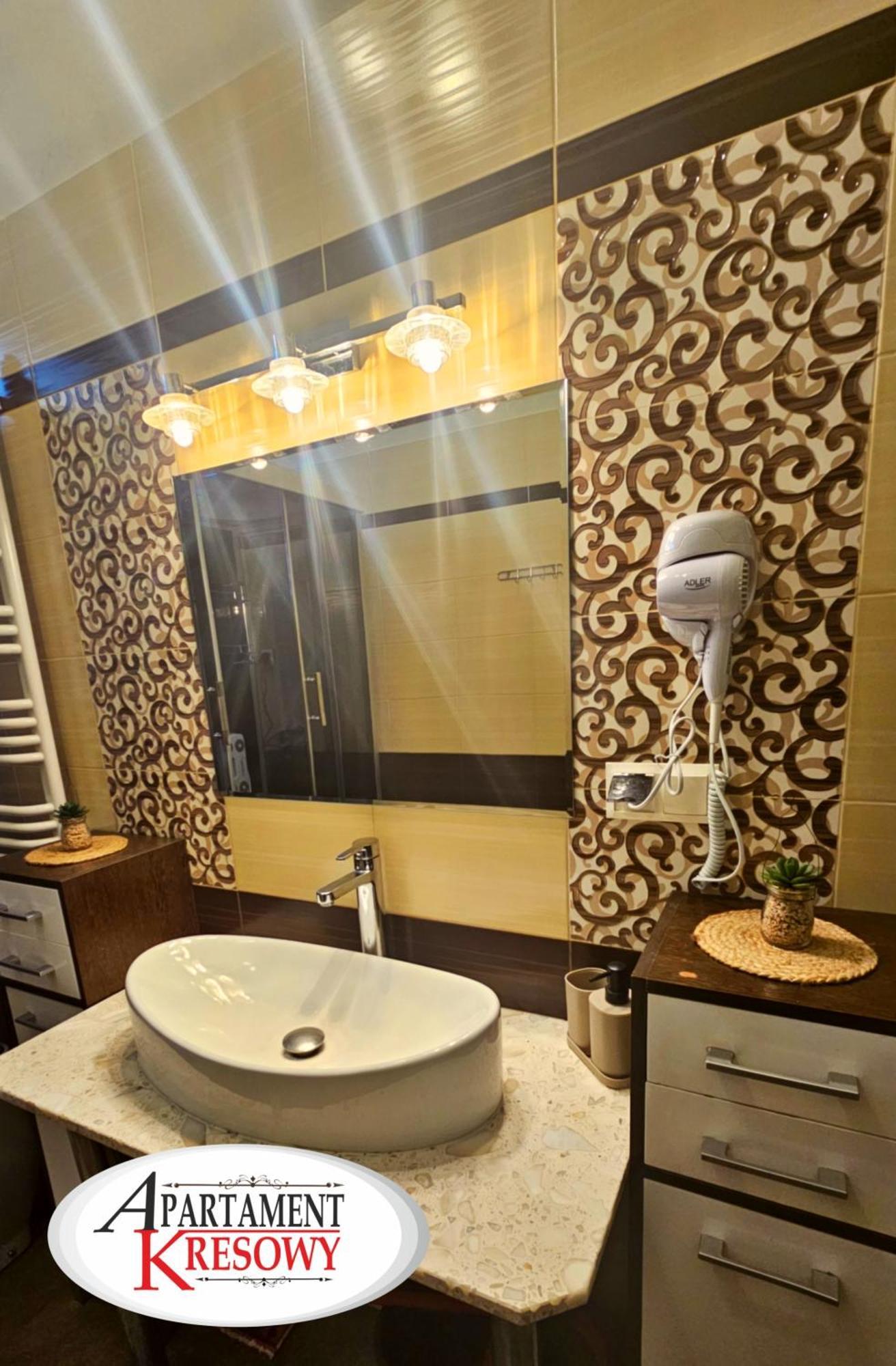Apartament Kresowy Parter 3 Pokoje Duza Lazienka Kabino-Wanna Spa Wi Fi Ekspres 2X Smart Tv Antresola Parking Free Plac Zabaw Bilet Na Aquapark 150M W Cenie Hrubieszow Exterior photo